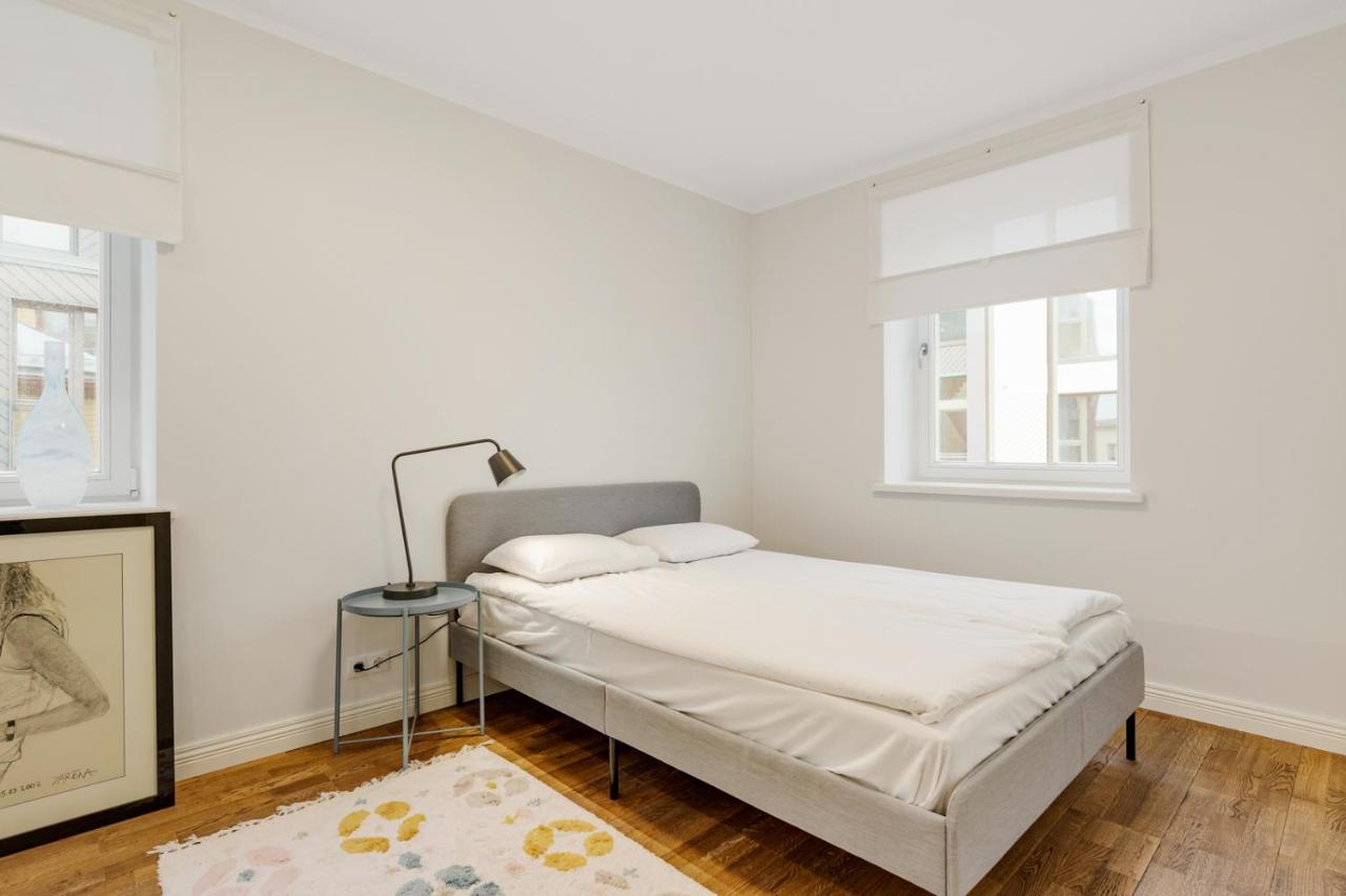Charming 1Br In Superb Location, Free Parking & Wi-Fi Apartment Tallinn Bagian luar foto