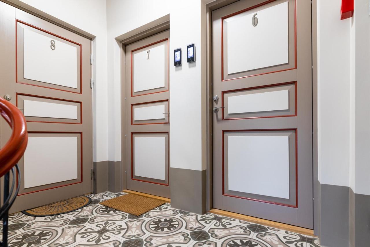Charming 1Br In Superb Location, Free Parking & Wi-Fi Apartment Tallinn Bagian luar foto